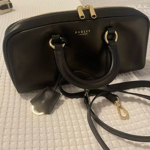 Adorable Radley London Bowler Bag!